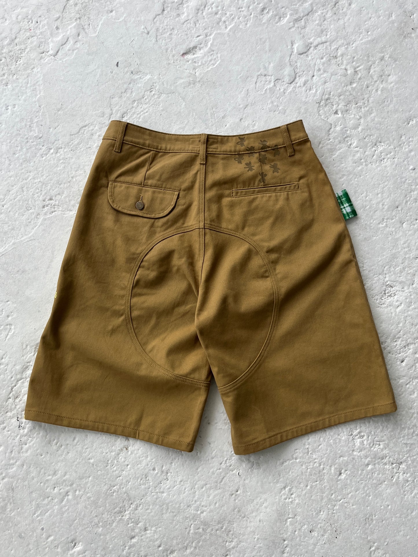 ‘PLAID TAG’ UNI SHORTS [khaki]
